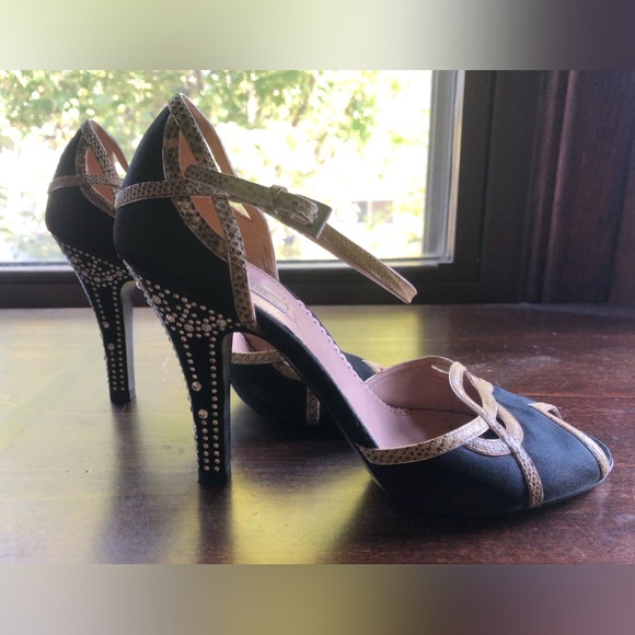 PRADA Satin Peep-toe Stiletto with Python Detailing and Crystal Heel - Picture 3 of 8